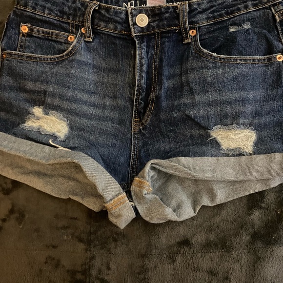 No Boundaries Women’s shorts size 7 - Picture 7 of 9